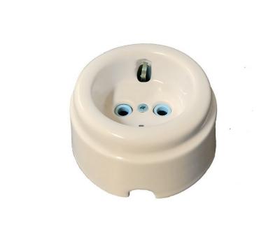 Ретро розетка электрическая Interior Electric, серия "Арбат", керамика, с/з 16А, слоновая кость