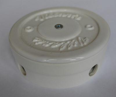 Ретро коробка распределительная Villaris, фарфор, жемчужно-белый