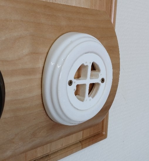 Качественная картинка Ретро накладка на бревно Interior Electric, керамика, белый