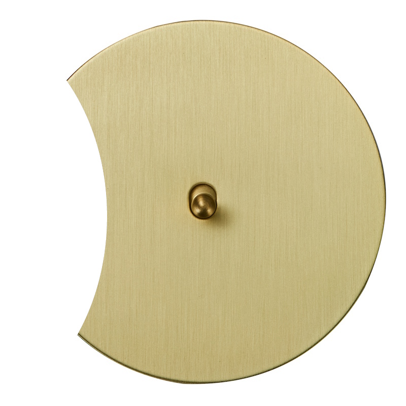 Выключатель Salvador "Арт", скрытый монтаж, тумблер-капля, накладка металл полукруг, золото