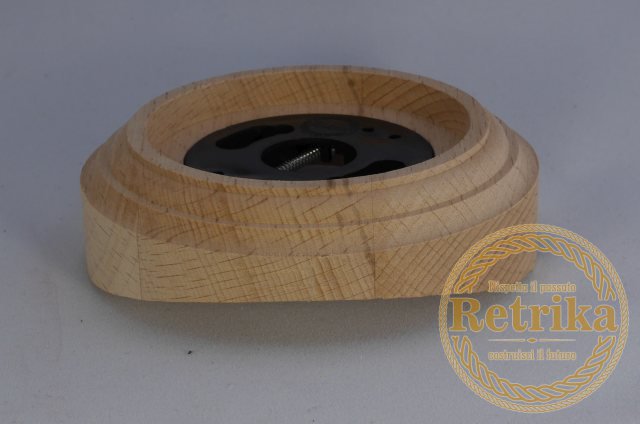 Ретро рамка на бревно 200-240 мм Retrika, дерево, овал, натуральное дерево