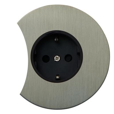 Розетка электрическая Salvador "Арт", внутренний монтаж, накладка металл, полукруг, никель