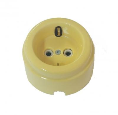 Ретро розетка электрическая Interior Electric, серия "Арбат", керамика, с/з 16А, песочный Ретро розетка электрическая Interior Electric, серия "Арбат", керамика, с/з 16А, песочный