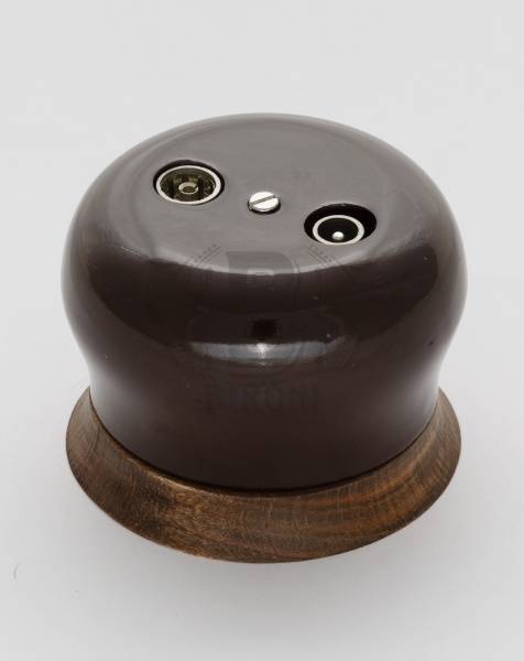 Ретро розетка ТВ Bironi, коллекция Фаберже, керамика шоколадная ночь Ретро розетка ТВ Bironi, коллекция Фаберже, керамика шоколадная ночь