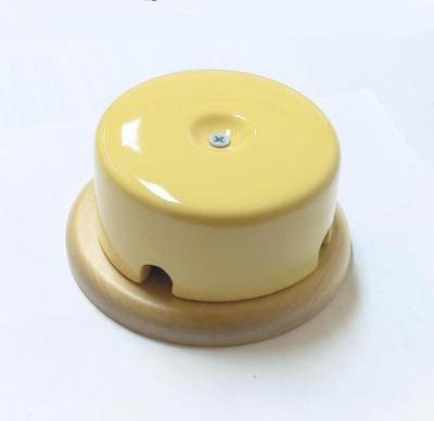 Ретро распределительная коробка Interior Electric, керамика, песочный (на деревянной подложке)