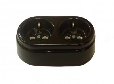 Ретро розетка электрическая двойная Interior Electric, серия "Арбат", керамика, с/з 16А, коричневый