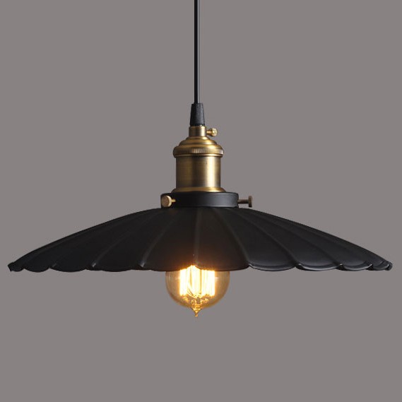 Качественная картинка LOFT IT Подвесные светильники  1x60W Цоколь E27 D 250 H 1000 Металлическая арматура, плафон - черный