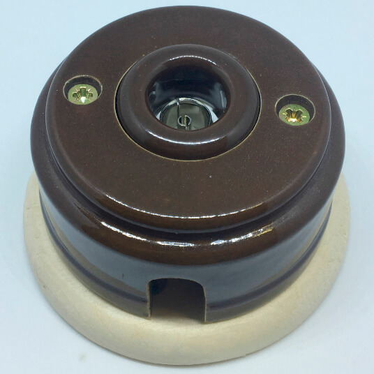 Ретро розетка ТВ Цион, керамика, коричневый Ретро розетка ТВ Цион, керамика, коричневый