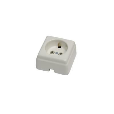 Ретро розетка электрическая Interior Electric, серия "КРОМ", с з/м, керамика, белый
