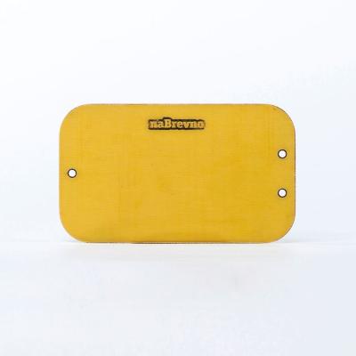 Quteo. Сдвоенная диэлектрическая пластина