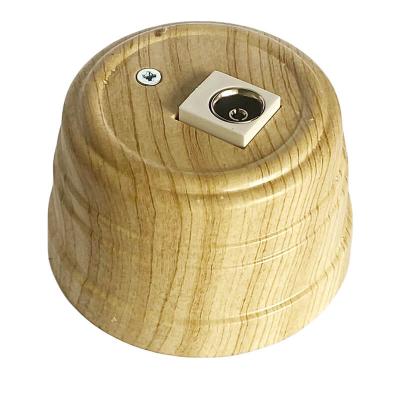 Ретро розетка ТВ Мезонин, коллекция Усадьба, пластик, сосна Ретро розетка ТВ Мезонин, коллекция Усадьба, пластик, сосна