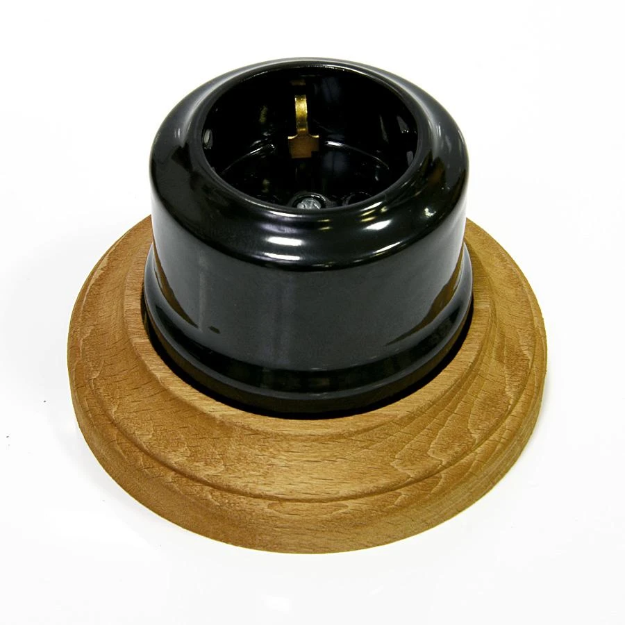 Качественная картинка Ретро розетка электрическая Lindas керамика черный