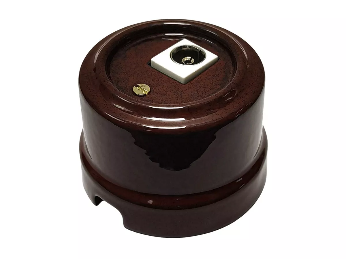 Качественная картинка Ретро розетка ТВ Аврора, фарфор, петровский гранит