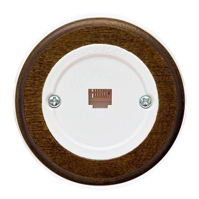 Ретро розетка телефонная Salvador, пластик, наруж.монтаж, белый, рамка круглая дуб коричневый Ретро розетка телефонная Salvador, пластик, наруж.монтаж, белый, рамка круглая дуб коричневый